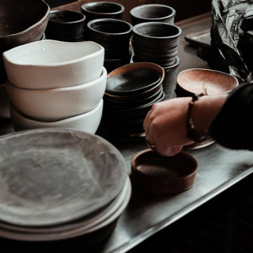 BadAss Ceramics håndlaget servise – unikt og røft design