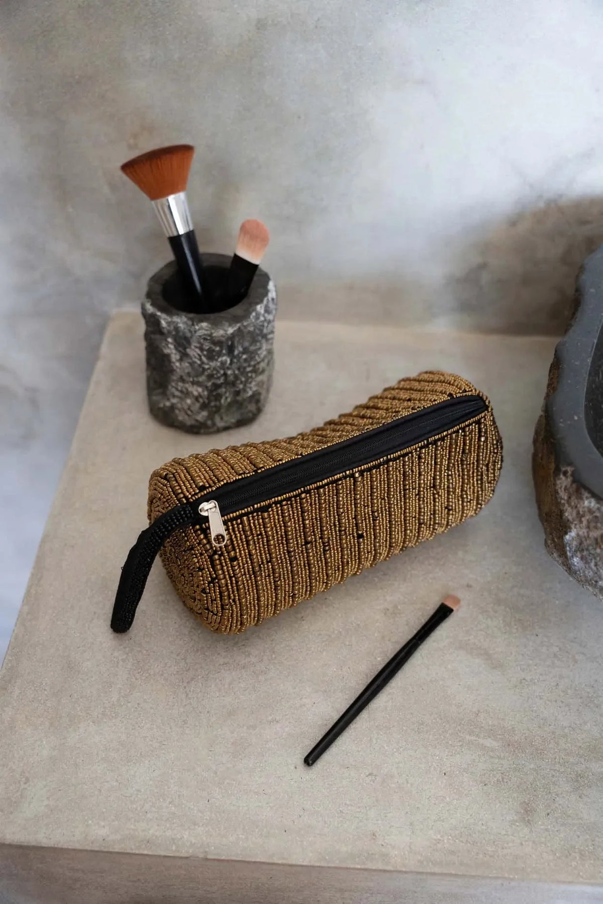 THE PENCIL CASE – GULL