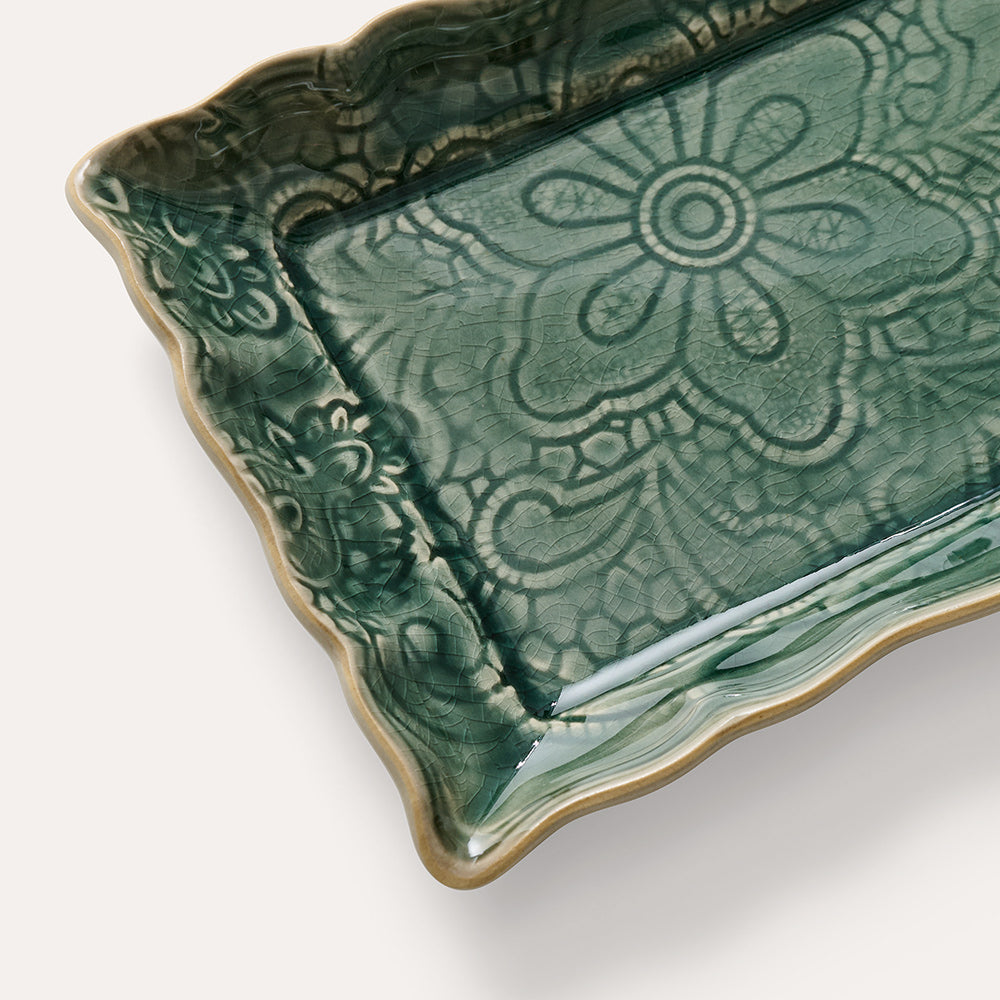 Tray dish, dusk