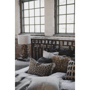 CHECK JAQUARD RUTETE PUTETREKK – BEIGE 40 × 60 CM