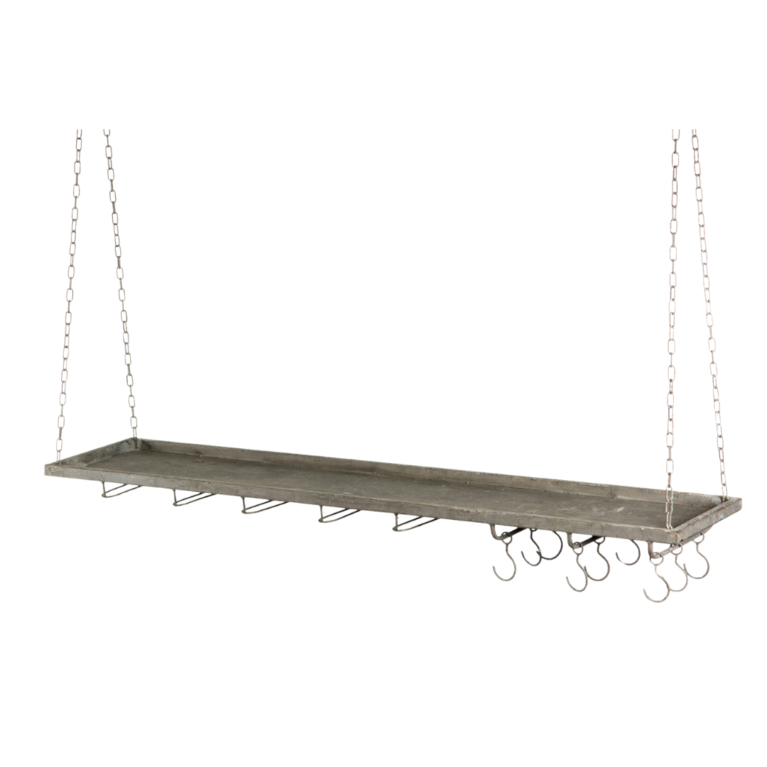 Hengende metallhylle med kroker og glassholdere i industriell stil