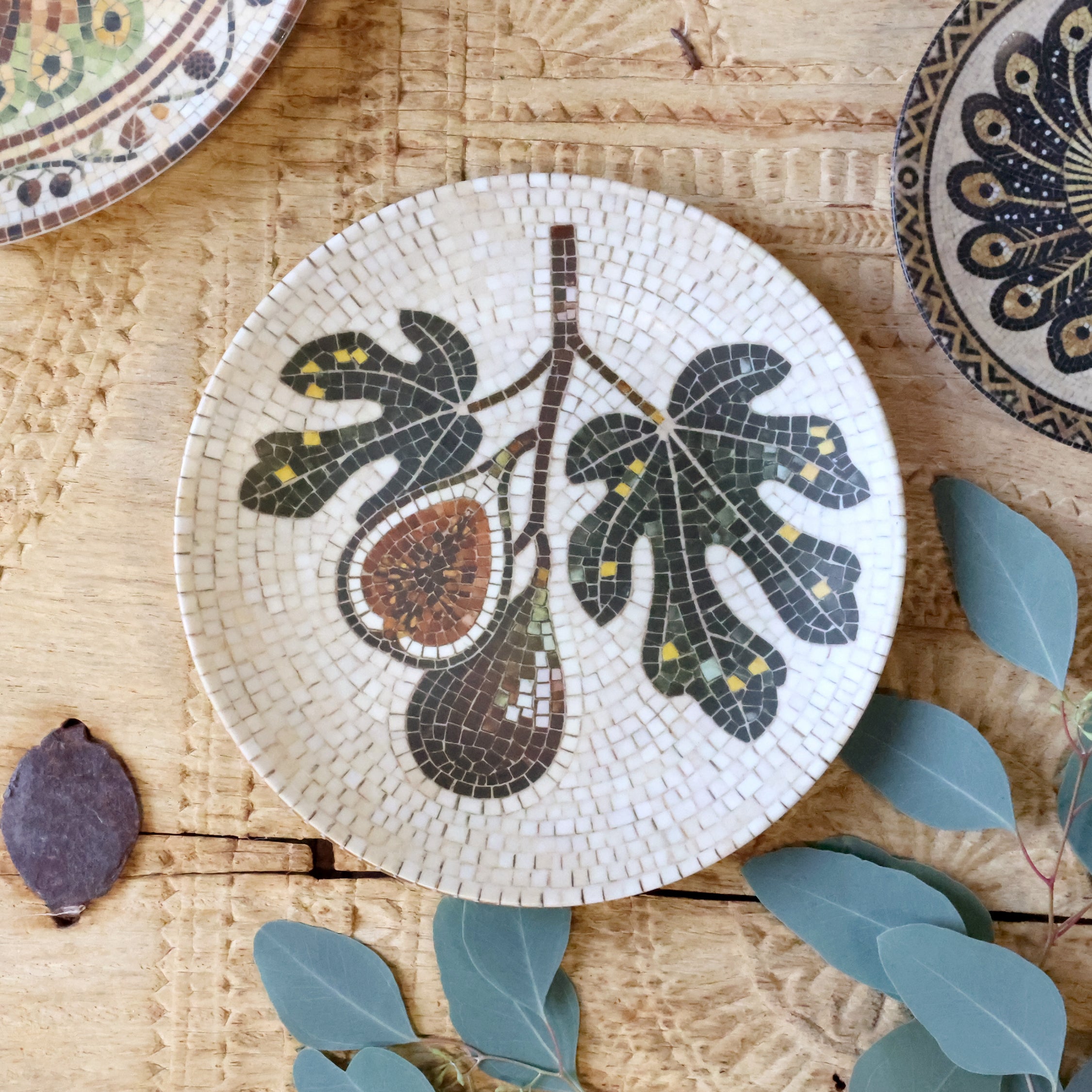 Mosaikkfat med Fikenmotiv Ø:21 cm