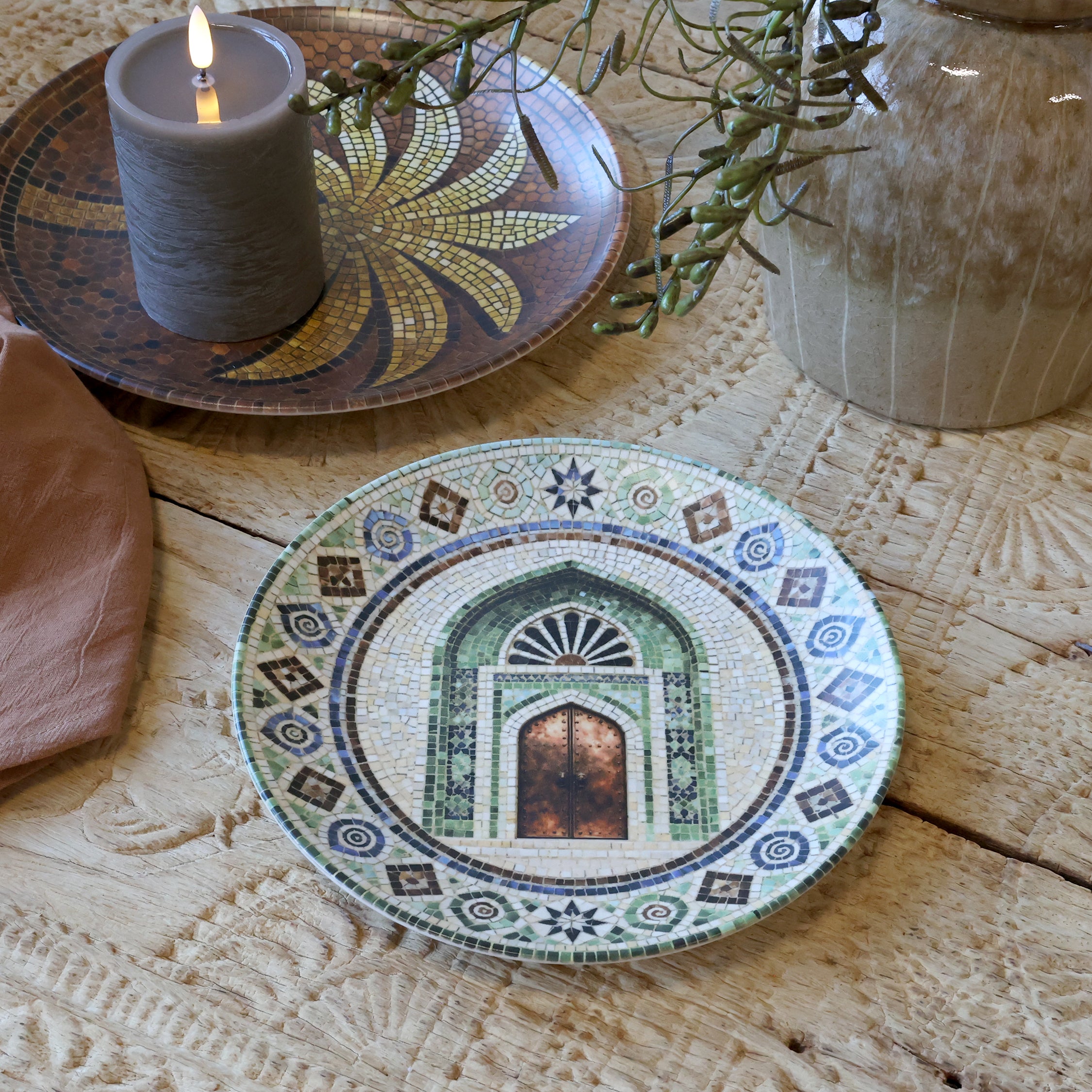 Mosaikkfat med dørmotiv Ø:21 cm