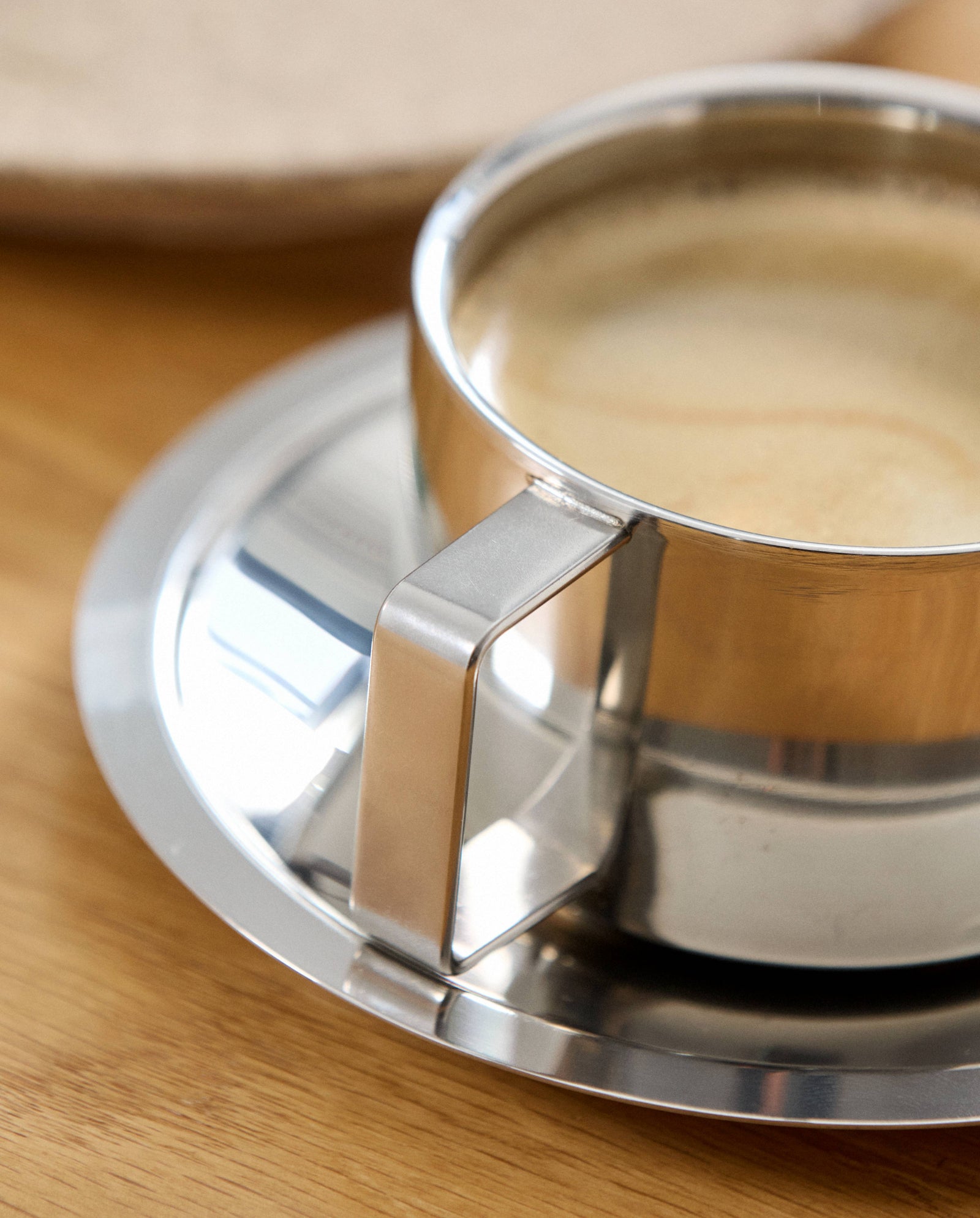 Citrea kopp med skål – chrome finish