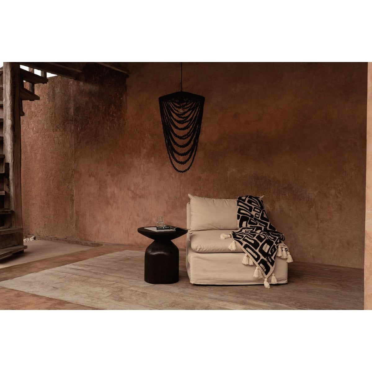 Aztec pledd i bomull – sort &amp; natur (240x128 cm)