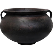 Living Botanic leirkrukke i rustikk brun ler med håndtak – håndlaget krukke fra Trademark Living i wabi-sabi stil.