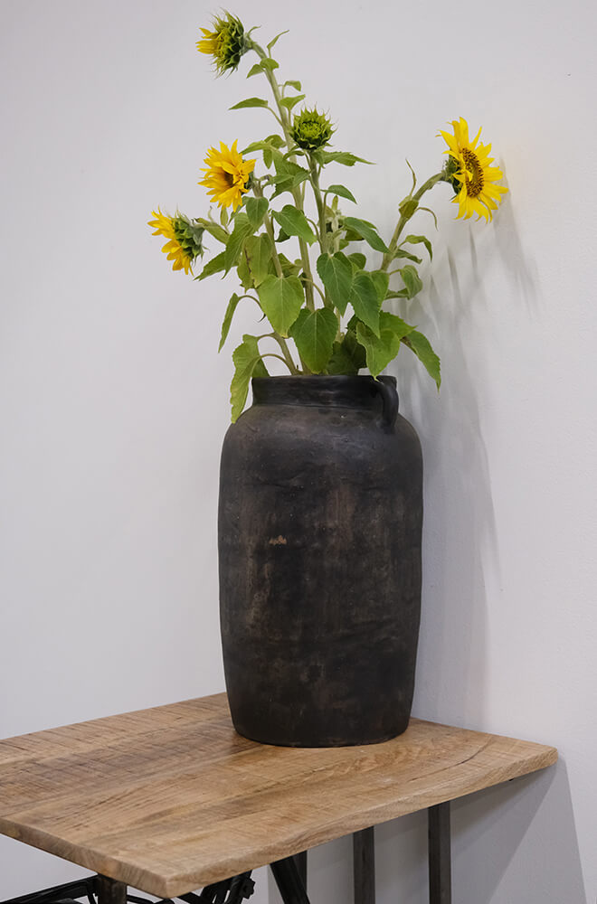 Tignes stor lerkrukke med ører – brun/sort H43 cm