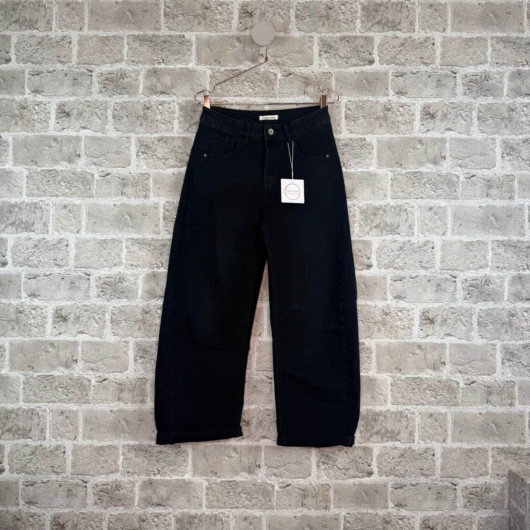 Mowita Barrel Jeans – Svart
