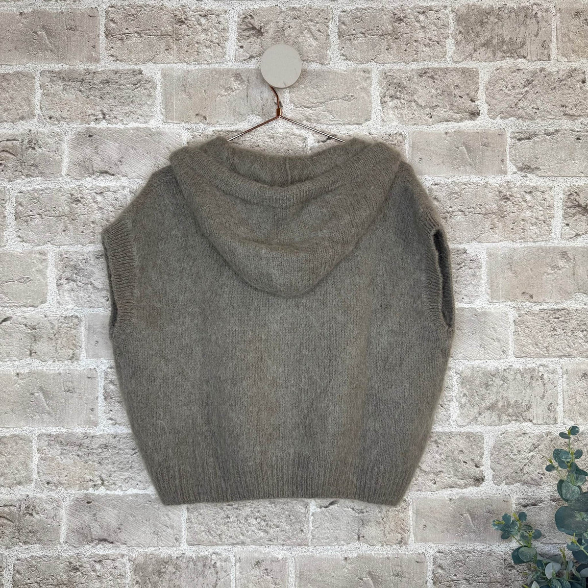 Mosel strikket vest med glidelås – Fango | Cabana Living