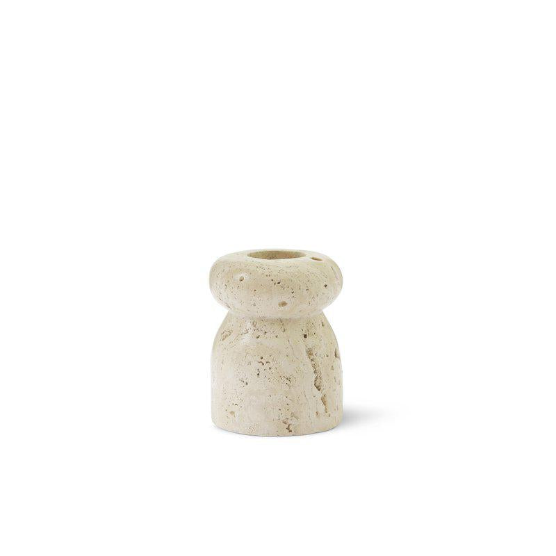 lysestake i travertin naturstein beige