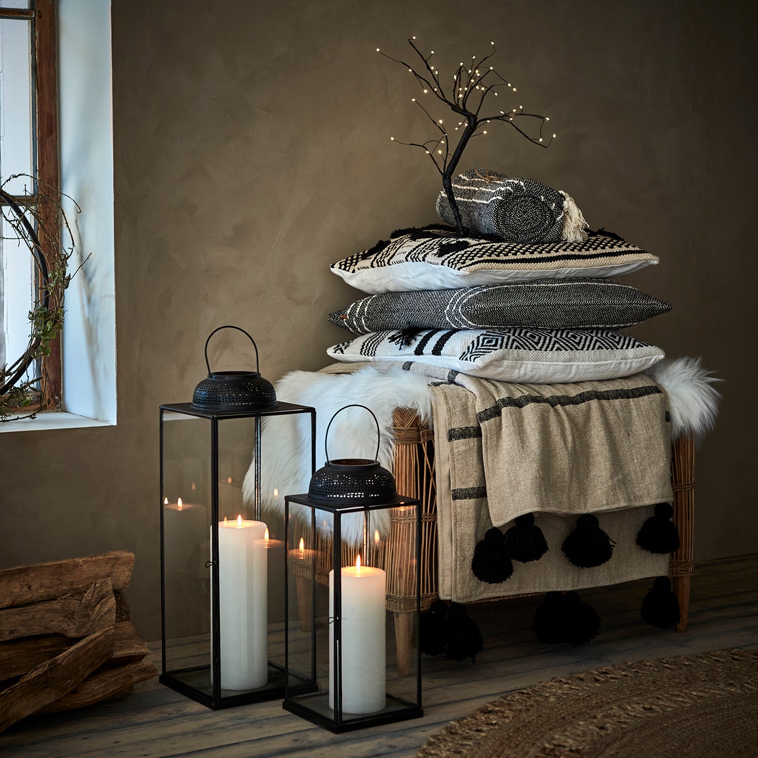 Alma Glasslykt, Svart