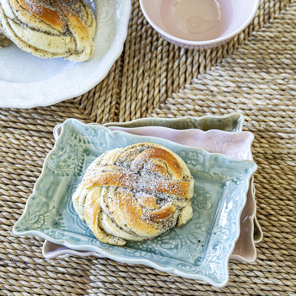 Appetizer plate, old rose