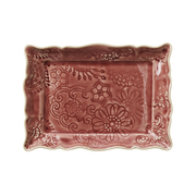 rosa fat med blomstermønster i rektangulær form