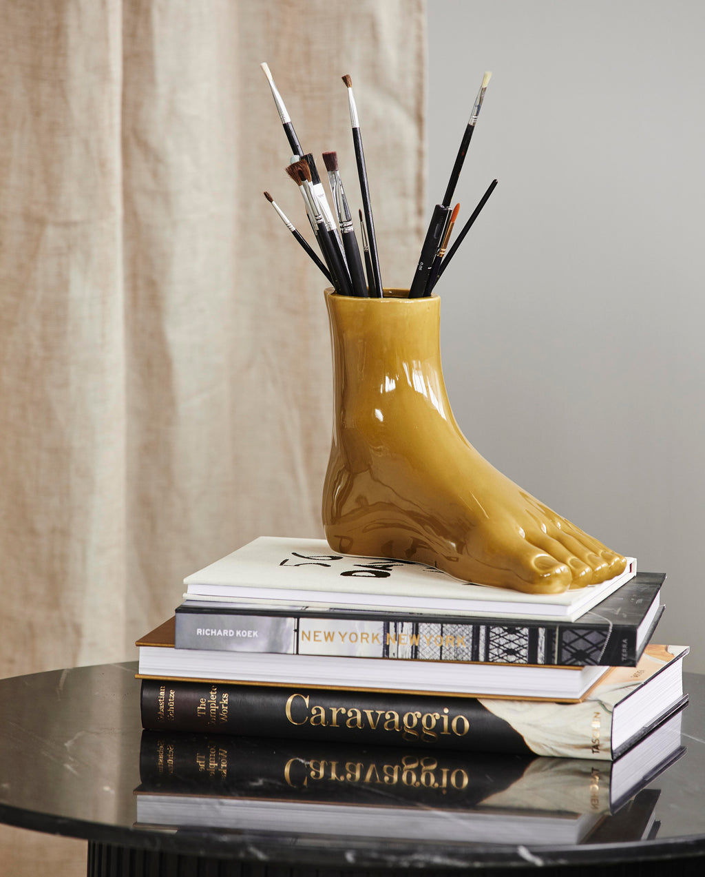 ARUBA FOOT VASE, OLIVE