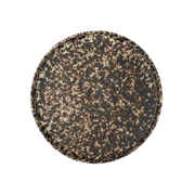 Håndlaget steingods fra Olsson &amp; Jensen Pepper-serien – servise i brune og beige toner med reaktiv glasur.