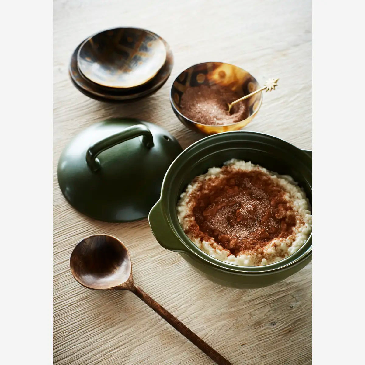 håndlaget teskje i messing