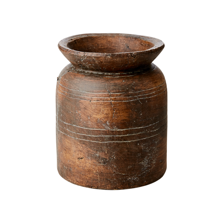 Antikkrukke i terrakotta med patinert finish. Perfekt for wabi-sabi, teksturert interiør og naturlig dekor med sjel.