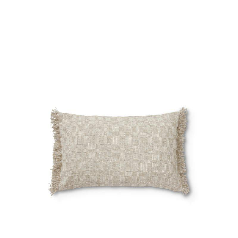 beige jacquard putetrekk 40x60 med frynser nordisk interiør