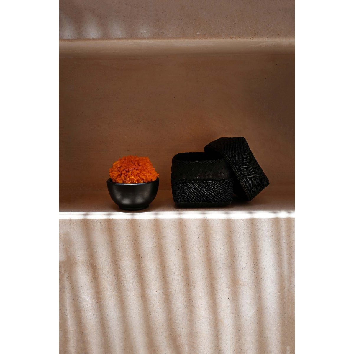 Beaded Box i sort bambus, 15x15 cm