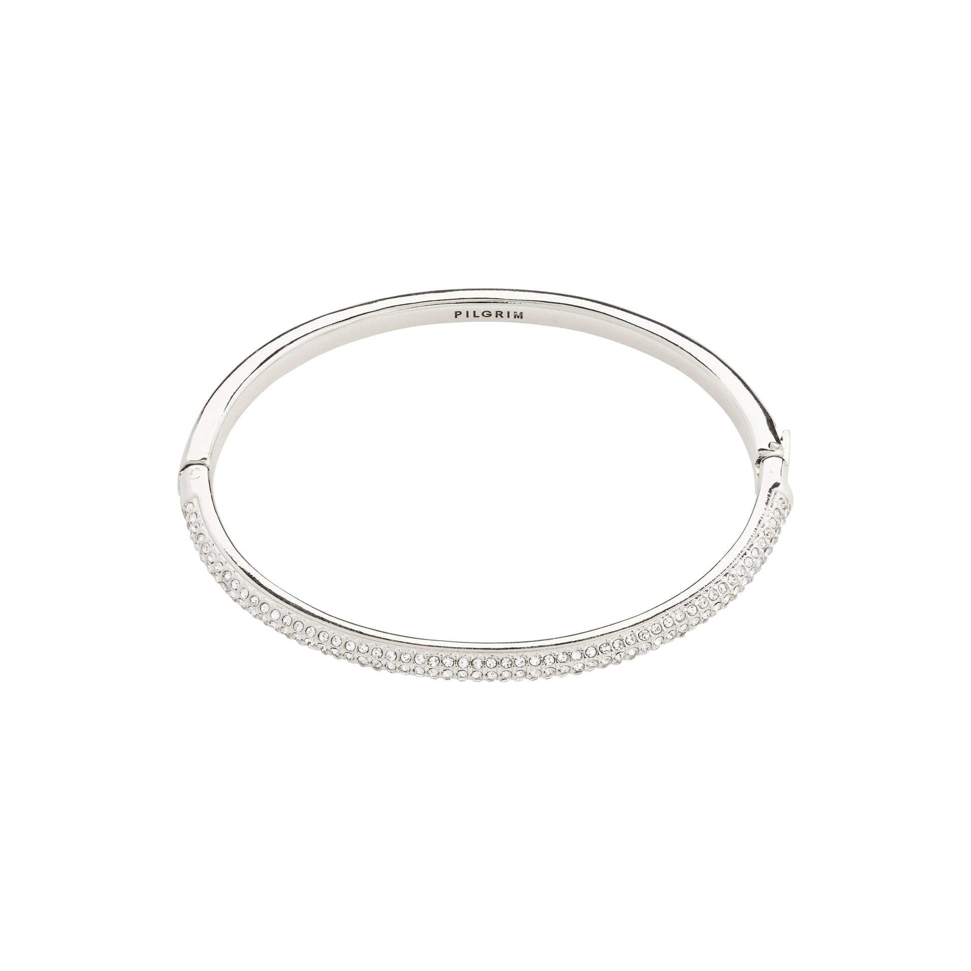 pilgrim FOCUS sølvbelagt bangle med Preciosa-krystaller og oval form.