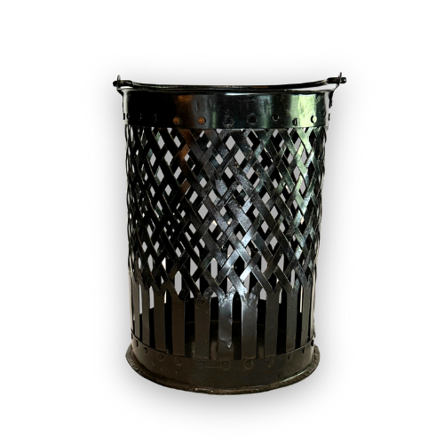 Jali lyslykt i håndlaget jern med flettet mønster – rustikk dekor fra Soul of Sofie