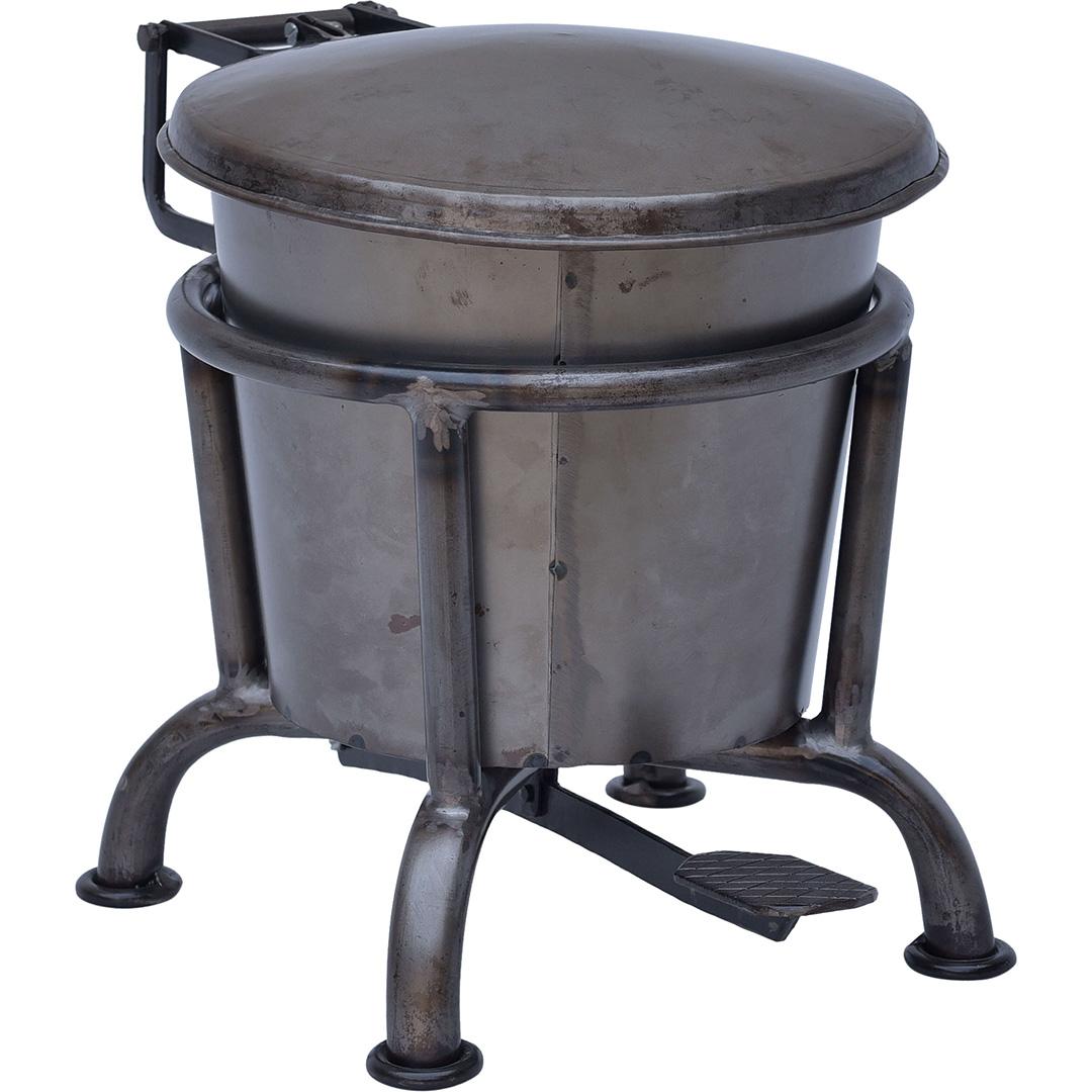 Klapp pedalspand i jern størrelse S med fotpedal og industrielt uttrykk, 35 cm høy