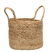 Håndflettet jutekurv i naturfarge med håndtak fra A Lot Decoration, rustikk og naturlig stil