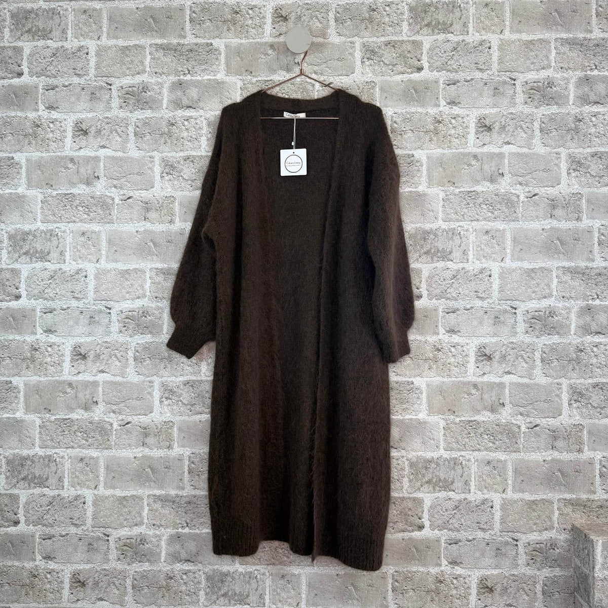 Lucy lang brun strikkecardigan fra Cabana Living