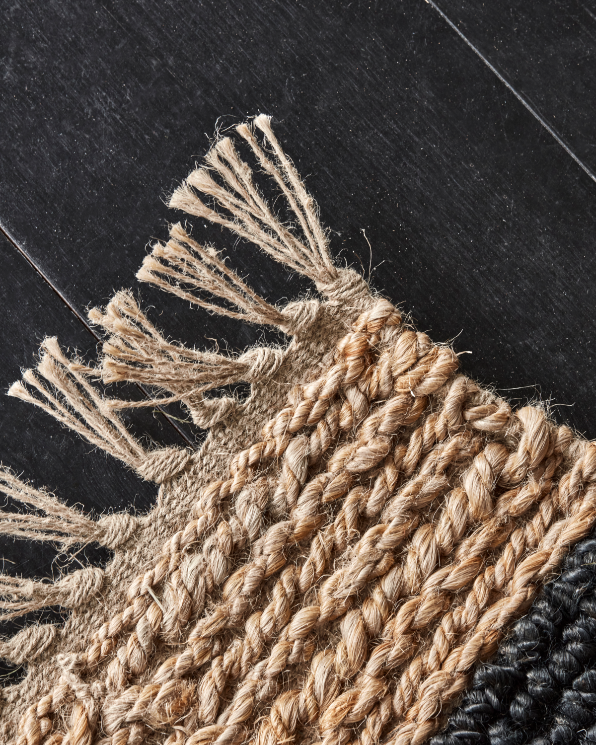 House Doctor Rimi Teppe Natur/Sort – 60x90 cm