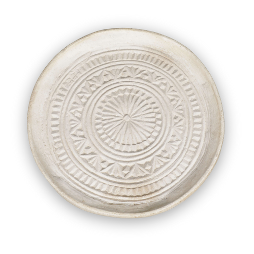 Mønstret fat i terracotta – elfenben