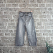 Mowita 9279 lys grå barrel jeans.