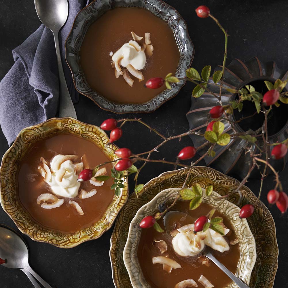 Small bowl, Pinapple