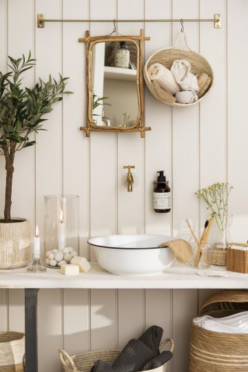 Speil med bambusramme